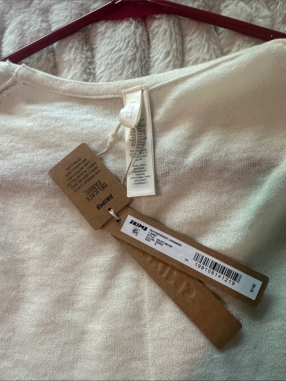 SKIMS Cream Lightweight Cashmere Knit Pullover $148 Retail Small